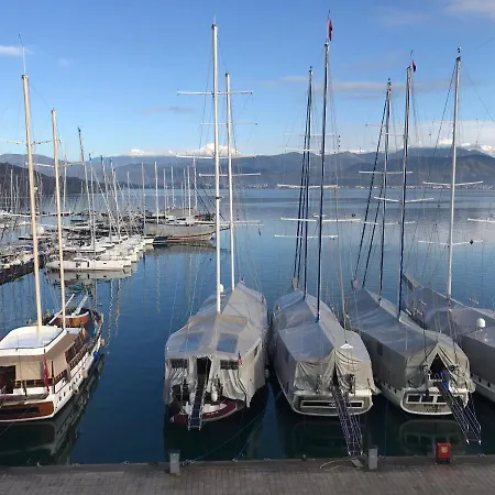 Ece Marina 2*