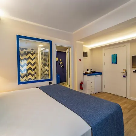 Hotel Ece Marina