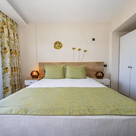 Hotel Ece Marina 2*