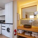 Hotel Ece Marina 2*