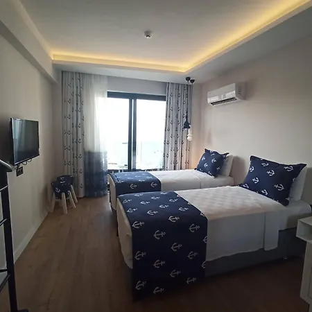 Ece Marina Otel 2*