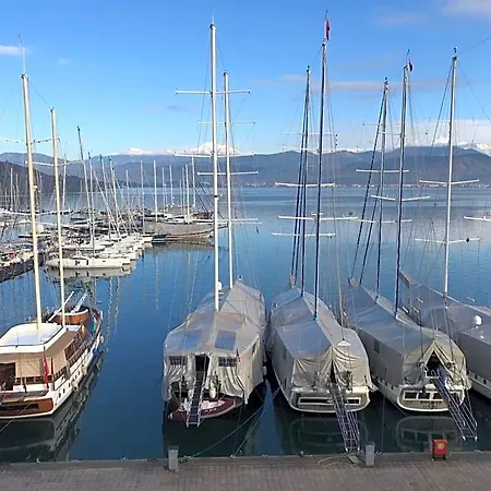 Ece Marina