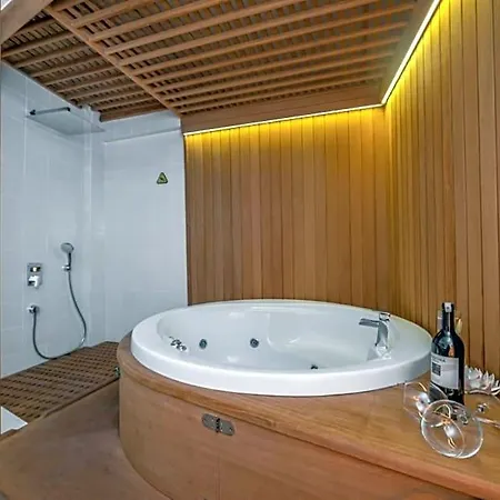 Ece Marina Hotel 2*