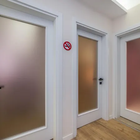 Szálloda Ece Marina